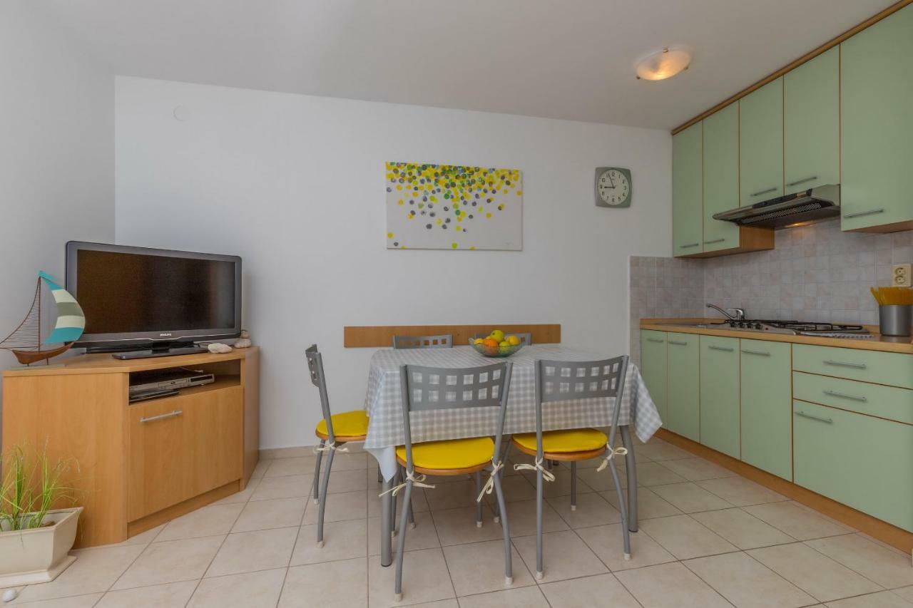 Apartman Emma Dramalj Exterior foto